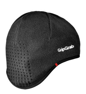 Шапка GripGrab Aviator Cap Black Плотно-облегающая шапка, греющая вместе с головой уши и затылок. Спортивная выкройка делает эту шапку отличным выбором для активного катания в холодную и сырую погоду. Идеальное сочетание ветрозащиты и дышащих свойств с облегающей формой позволяет одевать